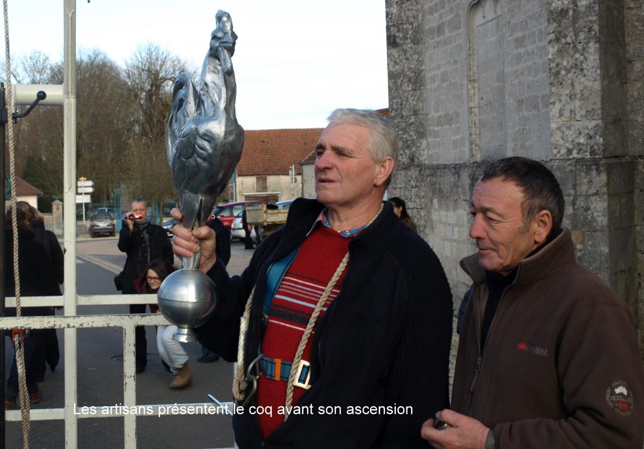 Présentation du coq avant son ascension