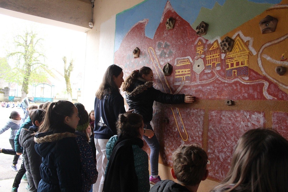 Flavit cohaut a l ecole 16 