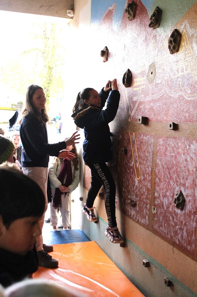 Flavit cohaut a l ecole 18 