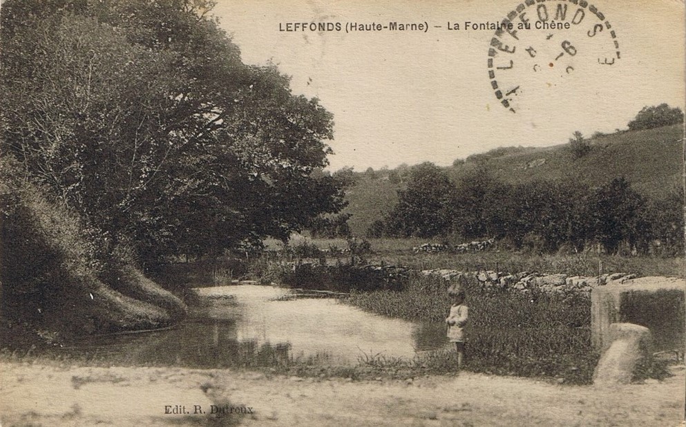 Fontaine aux chenes