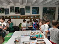 Visite d'un atelier de peinture et son artiste