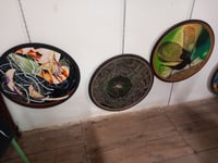 Visite d'un atelier de peinture et son artiste